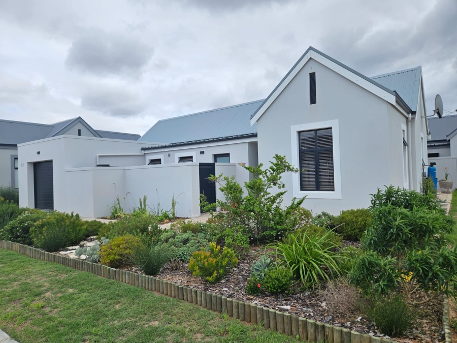 3 Bedroom Property for Sale in Stilbaai Wes Western Cape